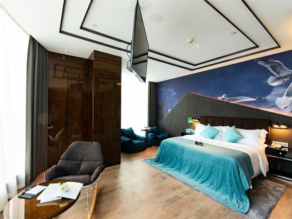 Xana Hotelle-Hotel Luzhou Baizitu Square Экстерьер фото