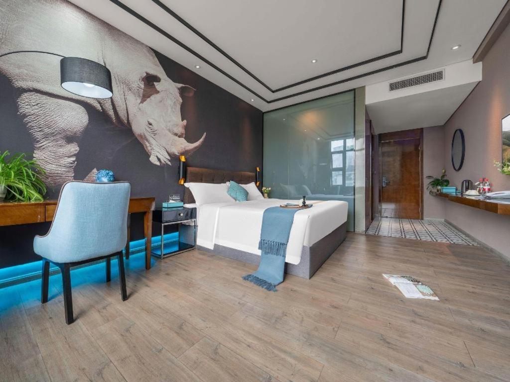 Xana Hotelle-Hotel Luzhou Baizitu Square Экстерьер фото