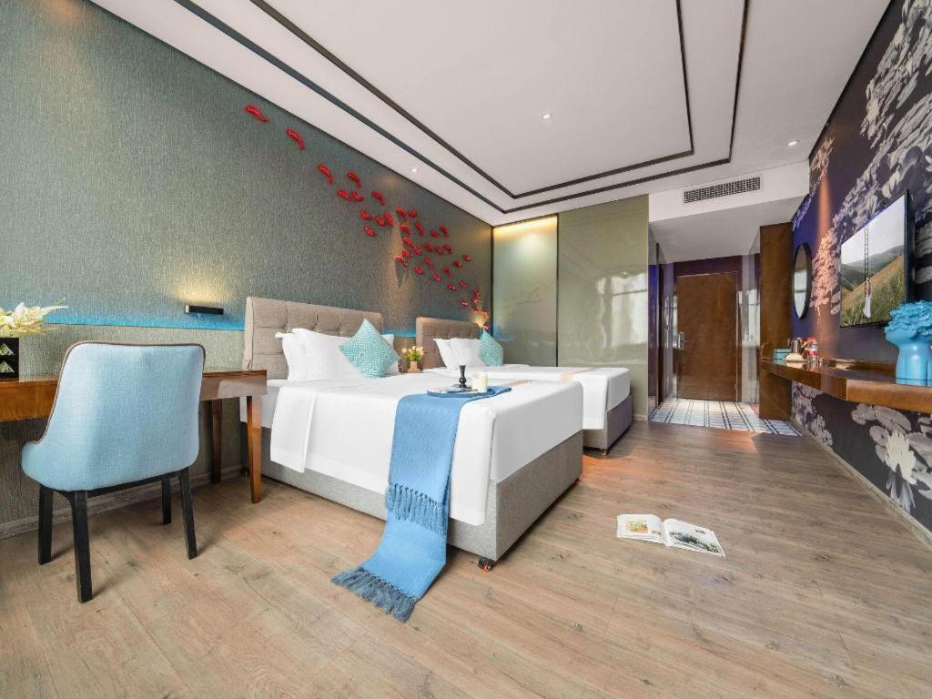 Xana Hotelle-Hotel Luzhou Baizitu Square Экстерьер фото